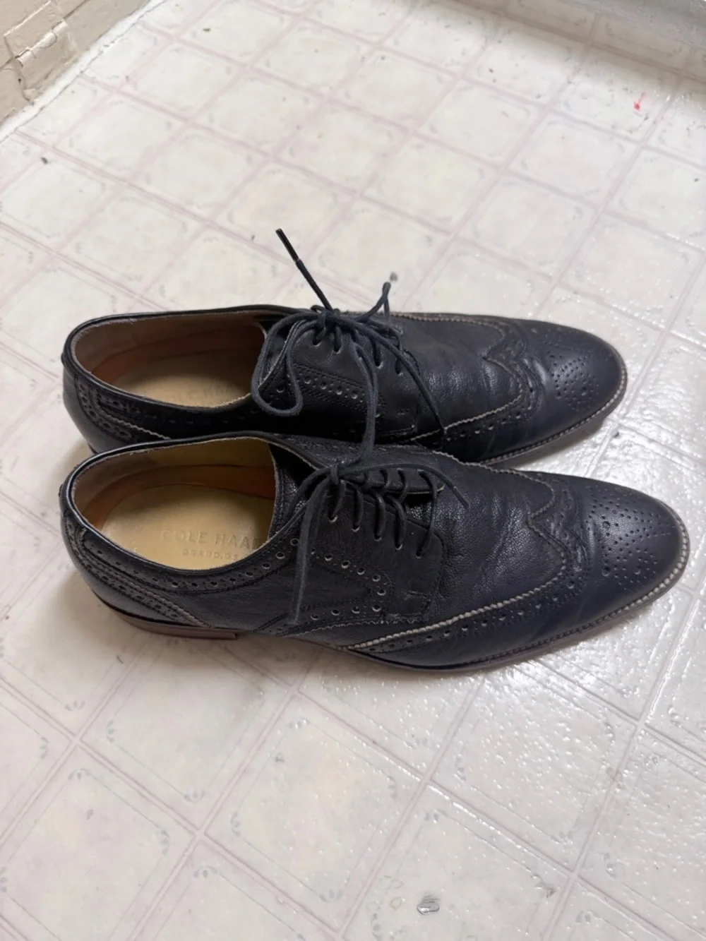 Cole Haan Men's Black Leather Wingtip Oxfords